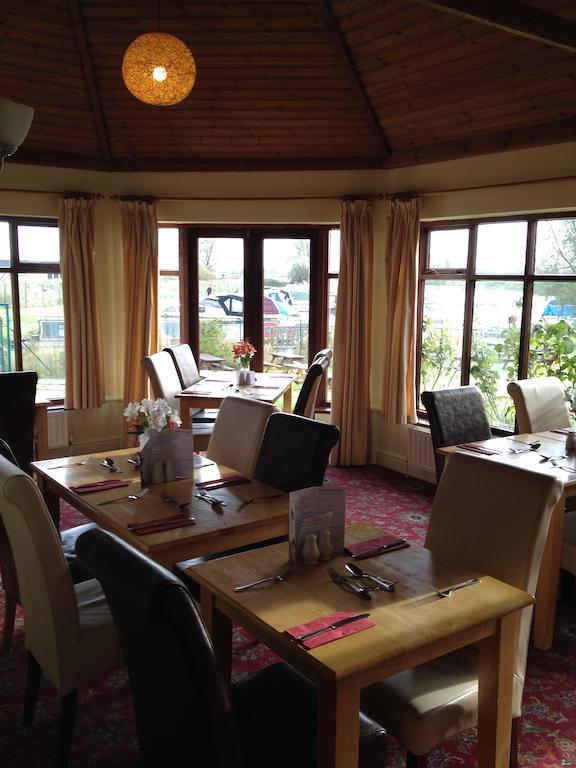 Bed and Breakfast The Lazy Otter Stretham Zewnętrze zdjęcie